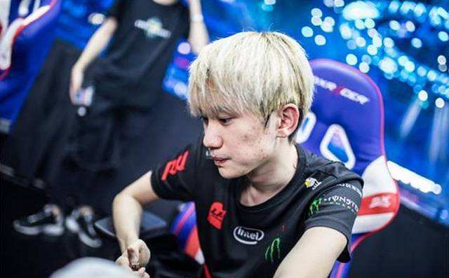 够保持冷静 够保持冷静